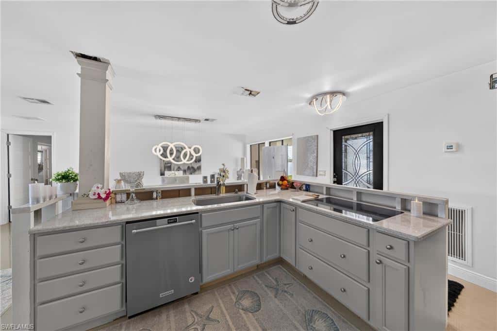 13402 Marquette Blvd, Fort Myers, photo 11