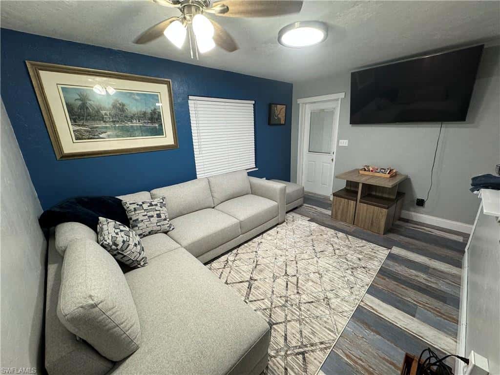 2060 Bayside Pkwy, Fort Myers, photo 5