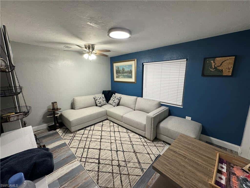 2060 Bayside Pkwy, Fort Myers, photo 4