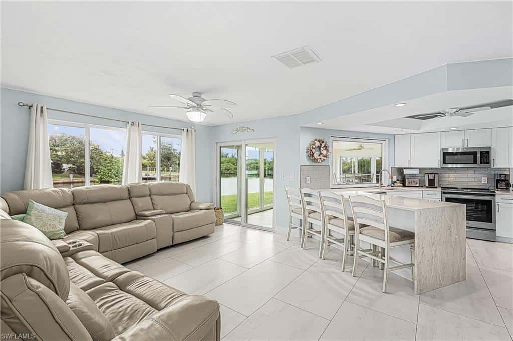 12088 Boat Shell Dr, Matlacha Isles, photo 10