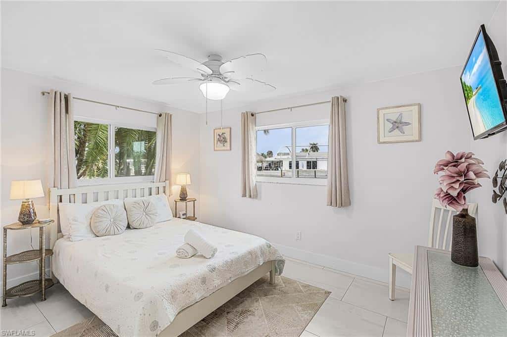 12088 Boat Shell Dr, Matlacha Isles, photo 11