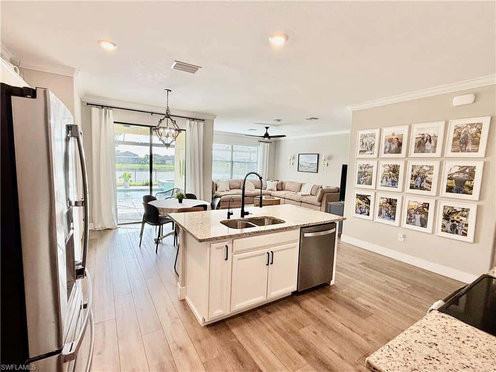 3302 Pasadena Ct, Fort Myers, photo 6