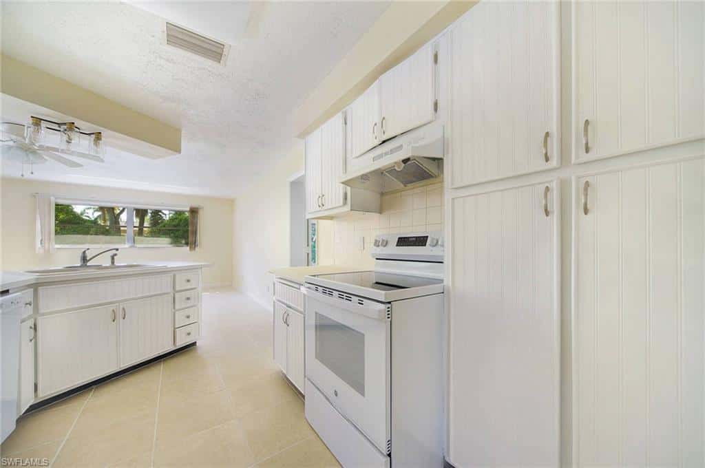 5661 Eichen Cir, Fort Myers, photo 18