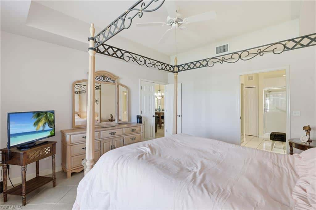 6700 Beach Resort Dr #13, Naples, photo 22