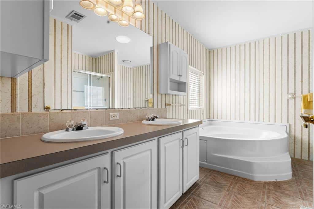 289 Riverwood Rd, Naples, photo 15