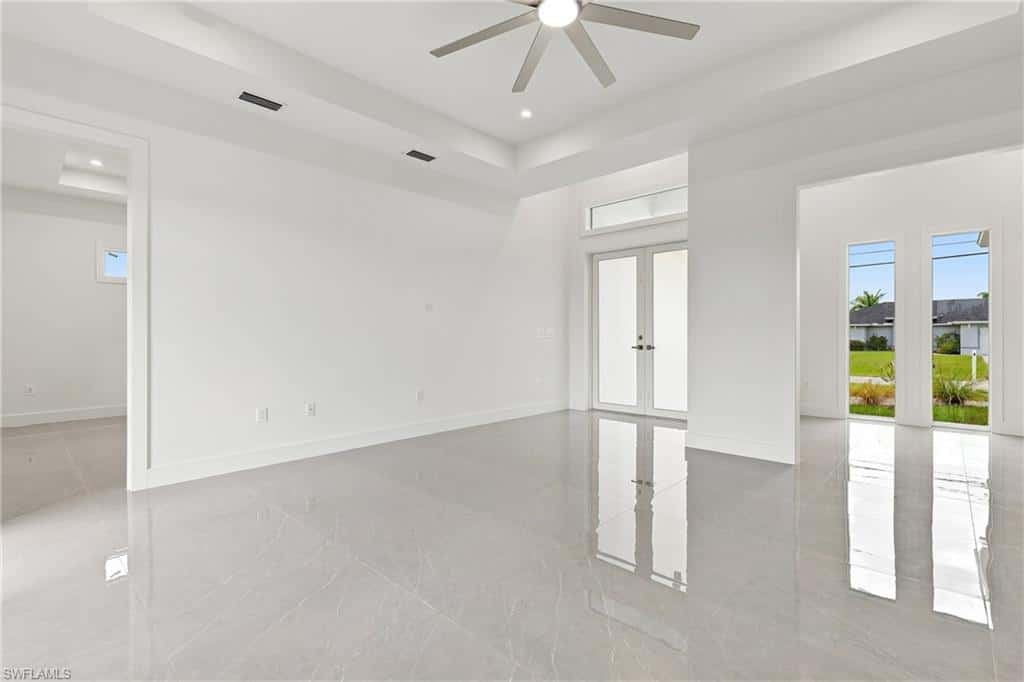 1120 32nd Ln, Cape Coral, photo 9