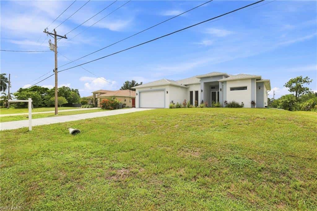 1120 32nd Ln, Cape Coral, photo 4