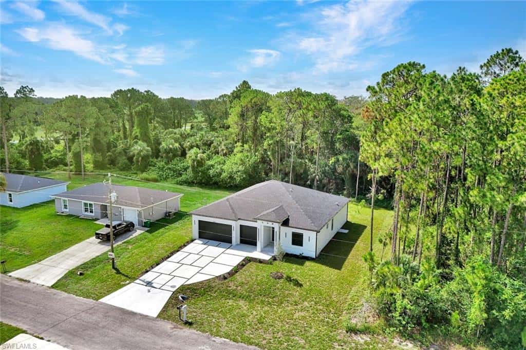 8027 Royal Cir, Labelle, photo 4