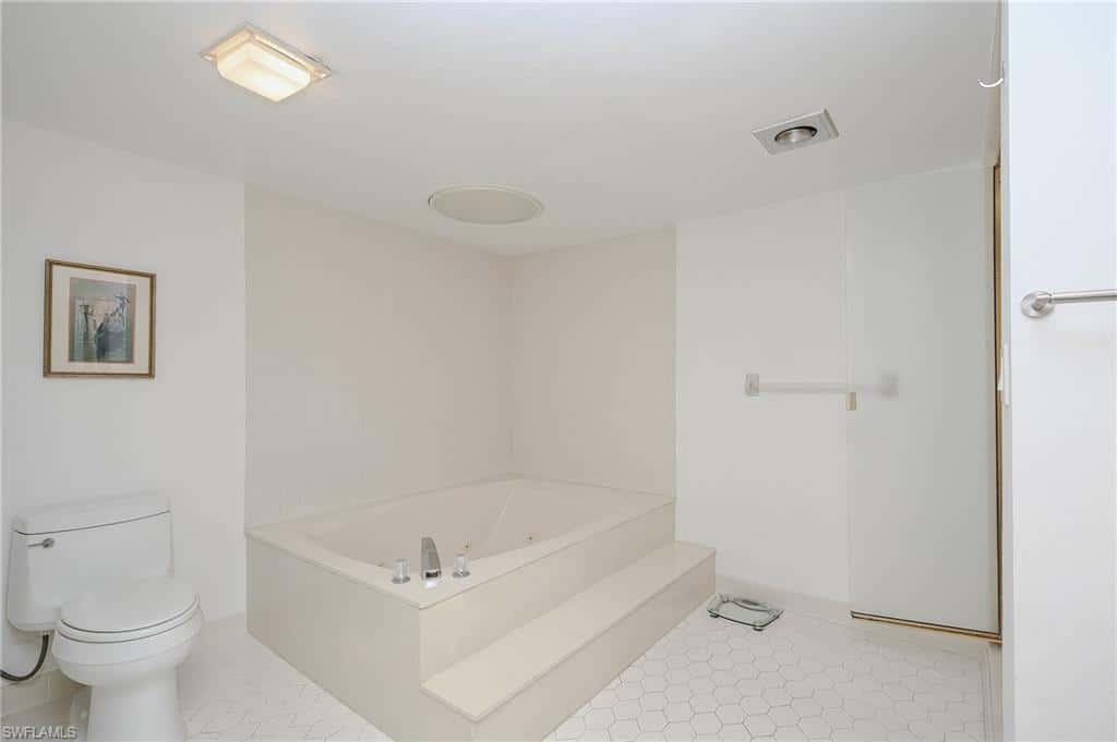 5601 Turtle Bay Dr #1203, Naples, photo 13
