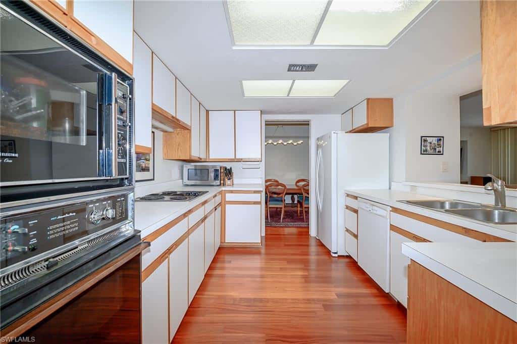 5601 Turtle Bay Dr #1203, Naples, photo 4