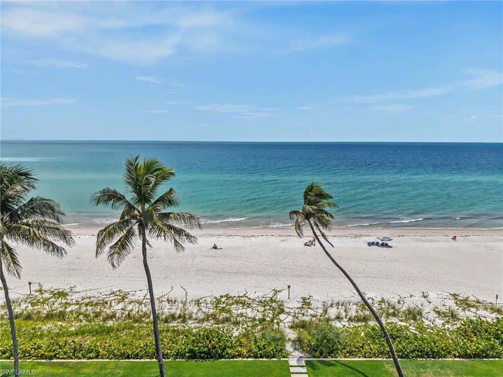 1100 Diamond Cir #1104, Naples, photo 5