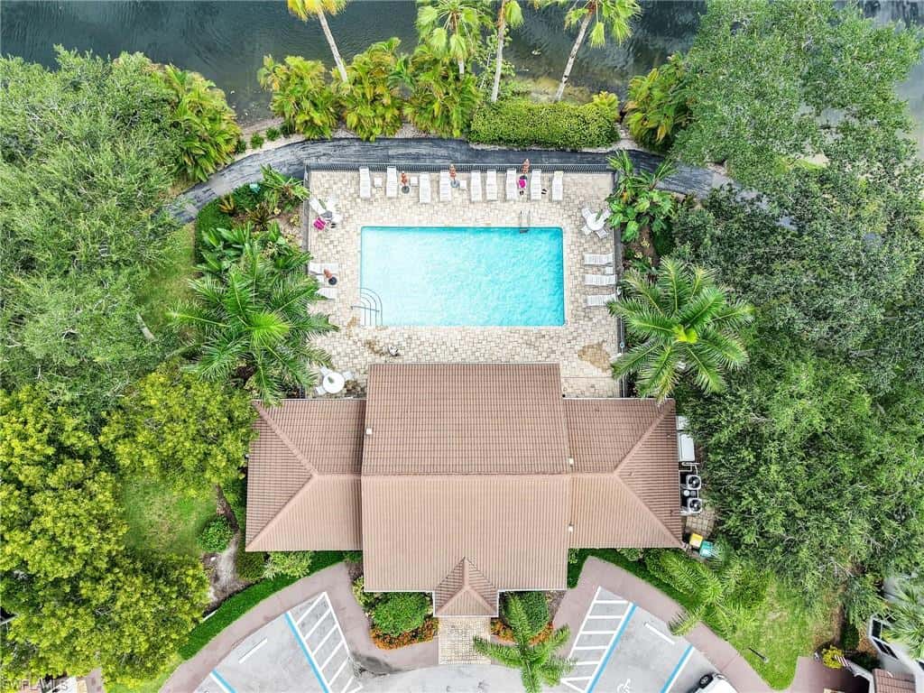 1100 Diamond Cir #1104, Naples, photo 41