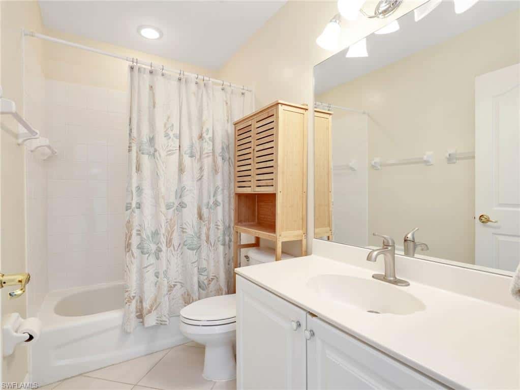 1100 Diamond Cir #1104, Naples, photo 31