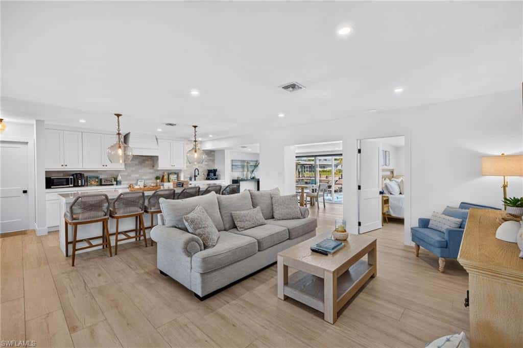 169 Ibis St, Fort Myers Beach, photo 4