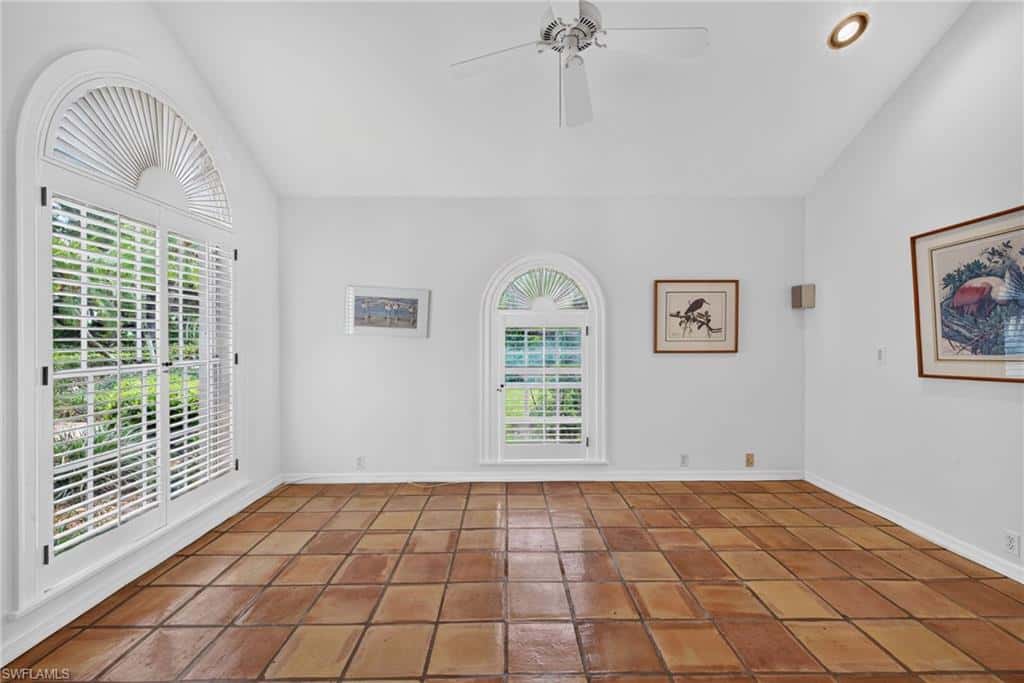 700 Hollybriar Ln, Naples, photo 26