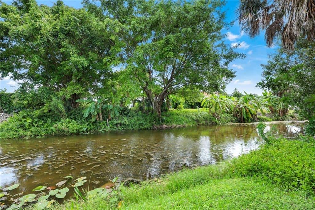 2207 Imperial Golf Co Blvd, Naples, photo 17