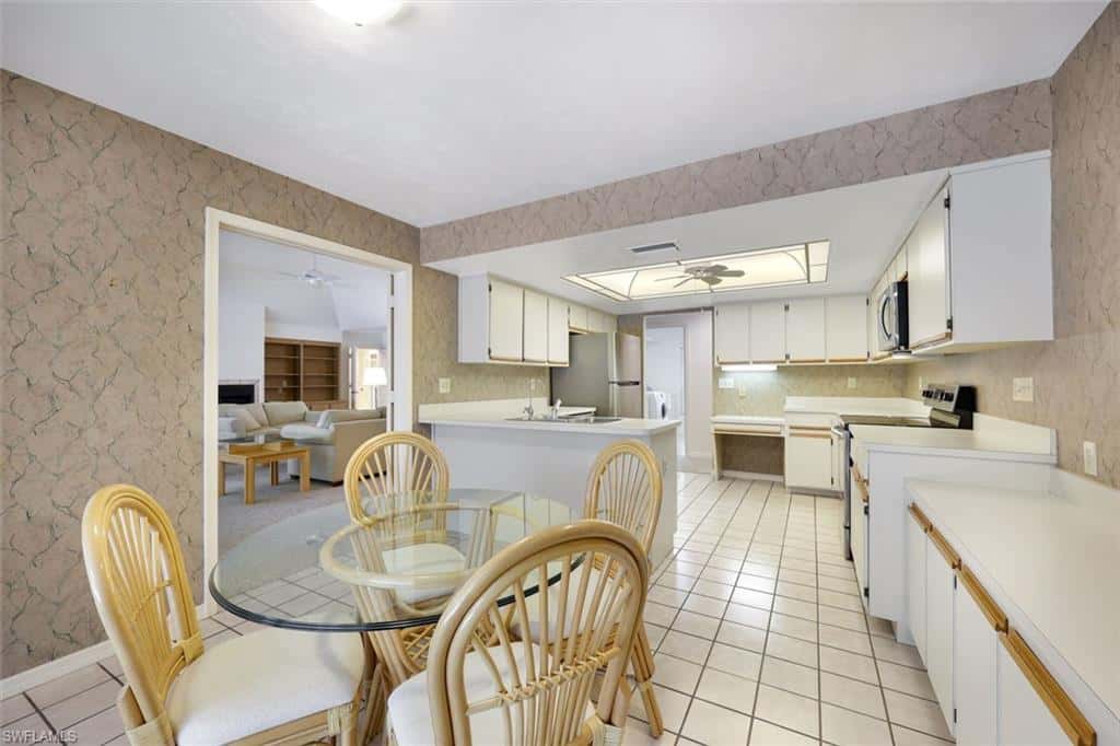 2207 Imperial Golf Co Blvd, Naples, photo 7