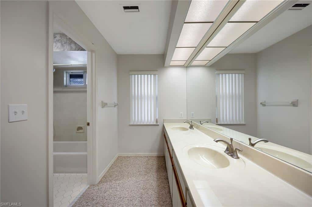 2207 Imperial Golf Co Blvd, Naples, photo 11