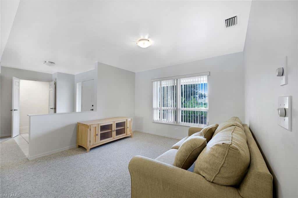 2207 Imperial Golf Co Blvd, Naples, photo 8