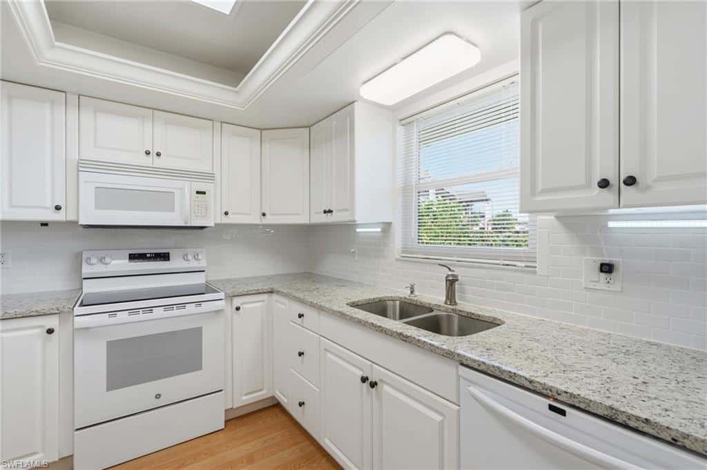 5435 Rattlesnake Hammock #e107, Naples, photo 6