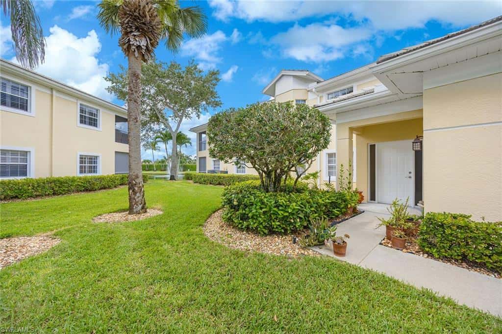 8355 Mystic Greens Way #1903, Naples, photo 4