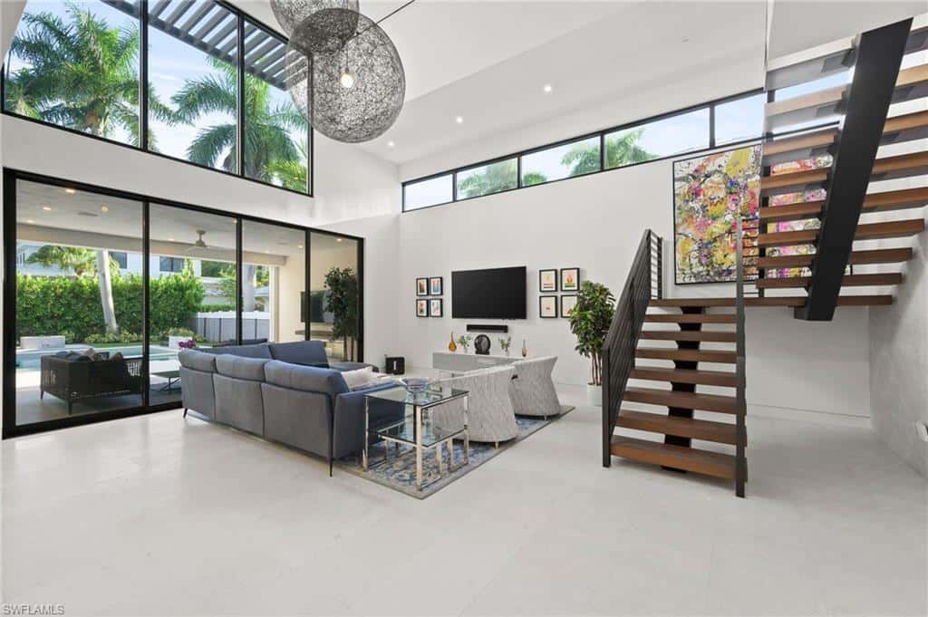 376 1st Ave, Naples, photo 17
