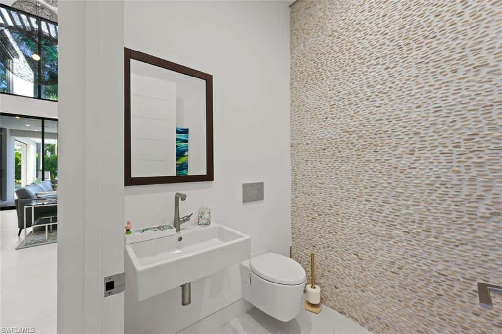 376 1st Ave, Naples, photo 32