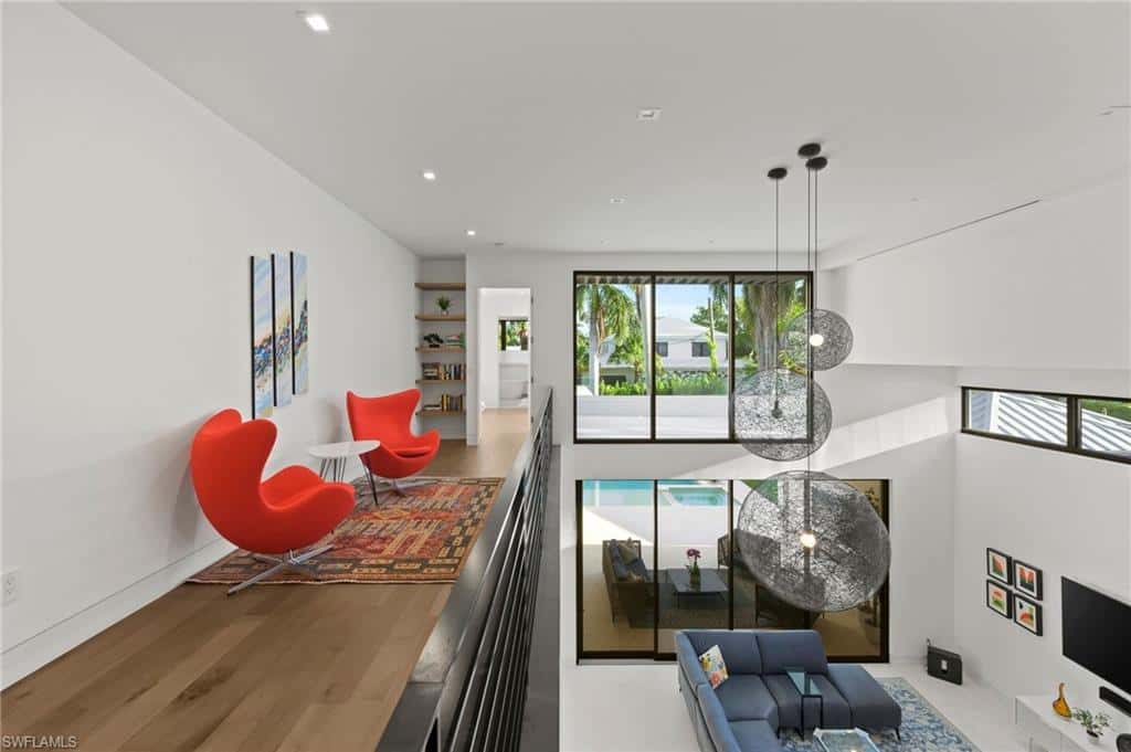 376 1st Ave, Naples, photo 34