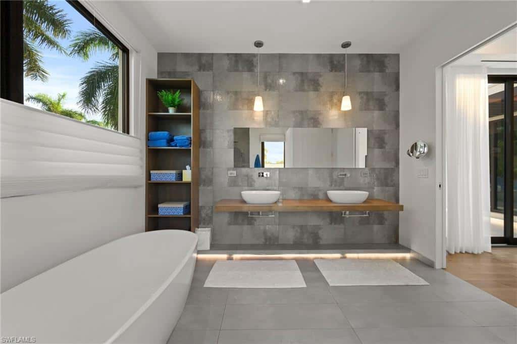 376 1st Ave, Naples, photo 38