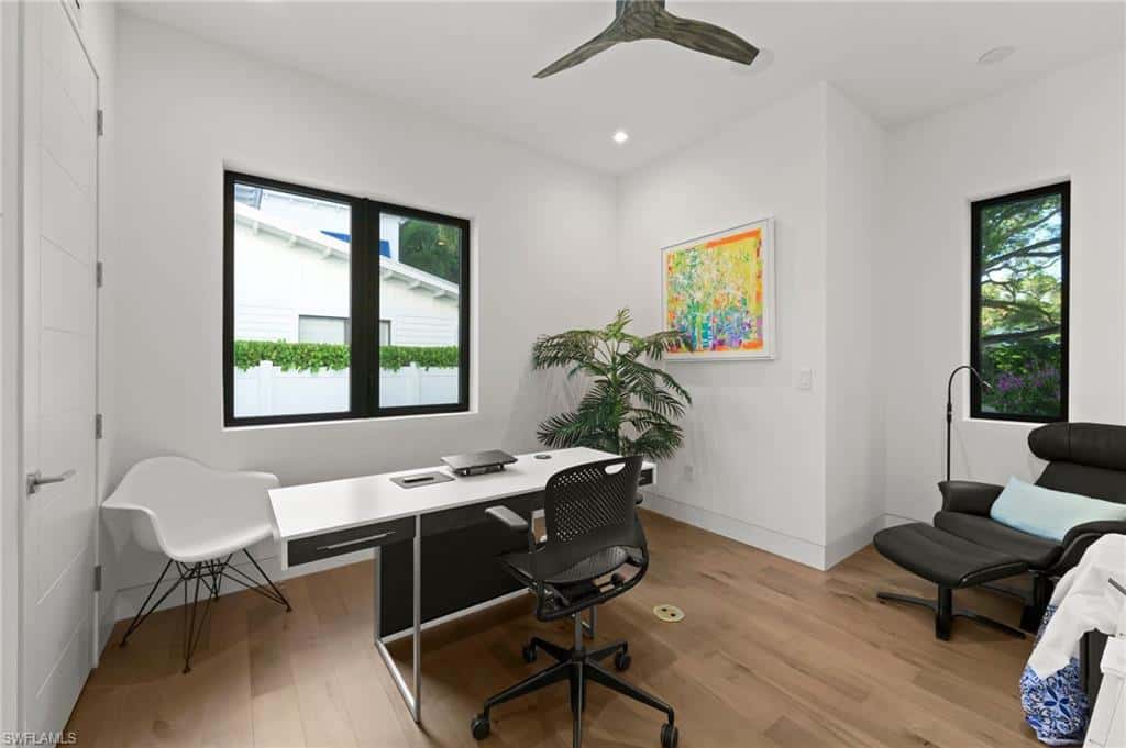 376 1st Ave, Naples, photo 31