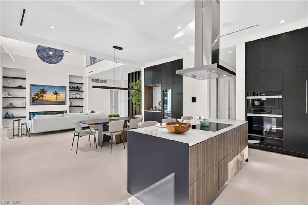 788 7th Ave, Naples, photo 15