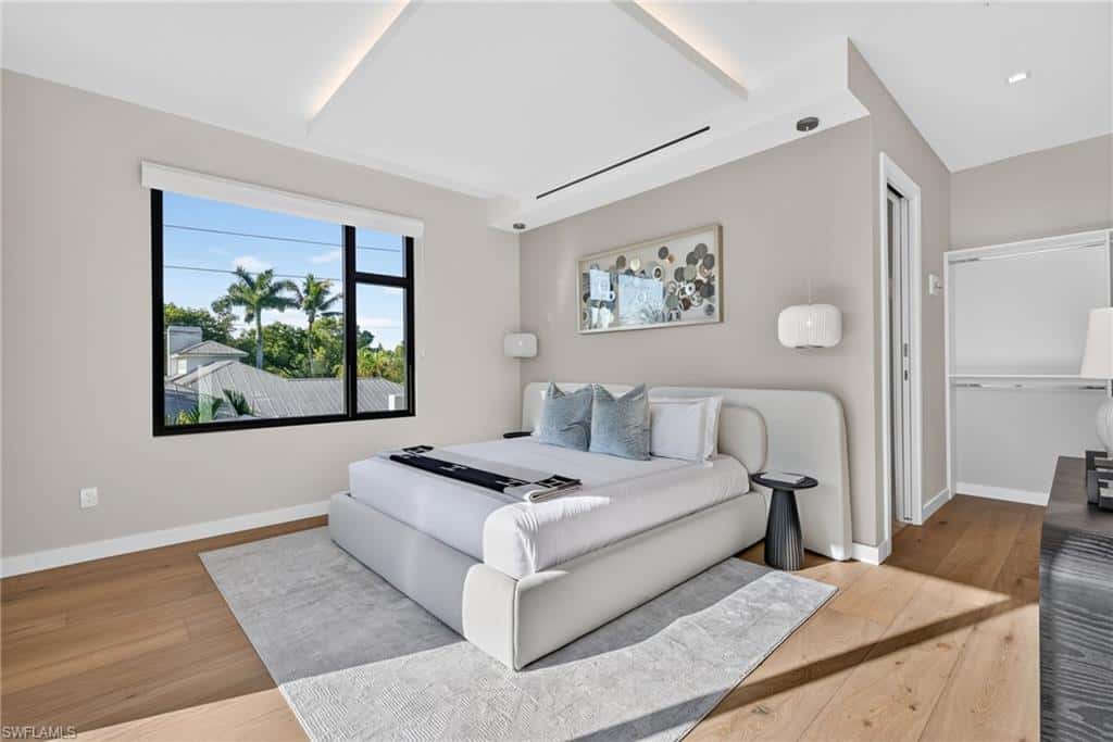 788 7th Ave, Naples, photo 31