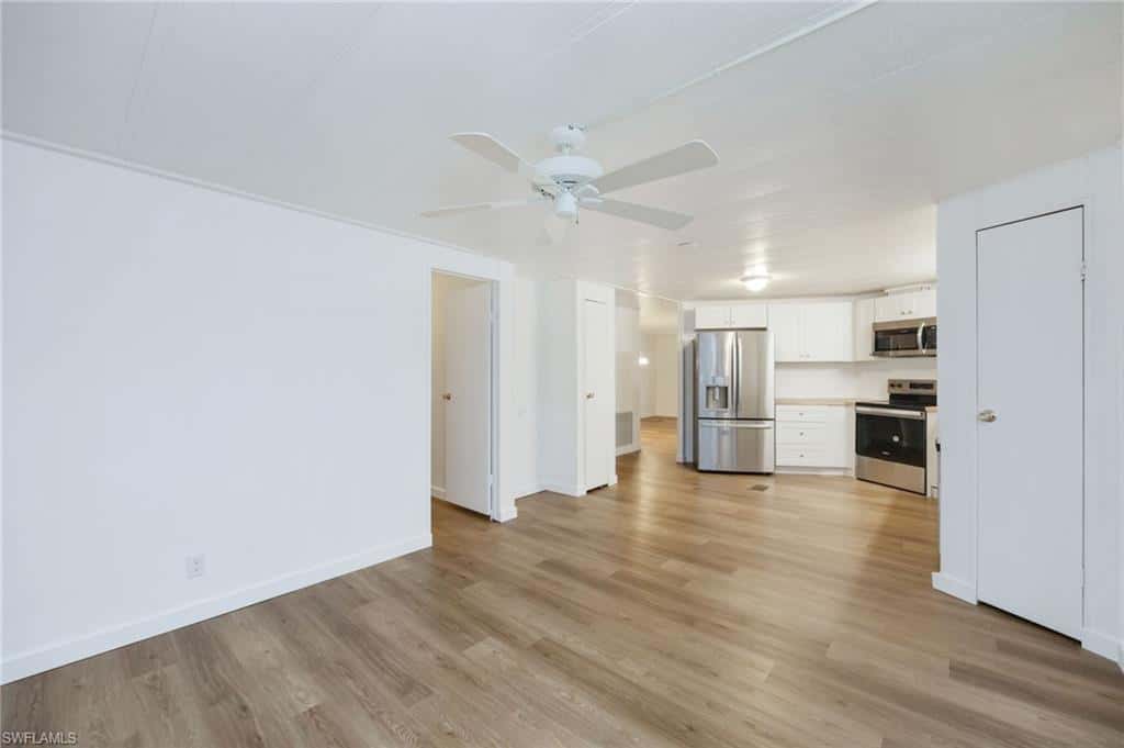 27380 Valois Dr, Bonita Springs, photo 9