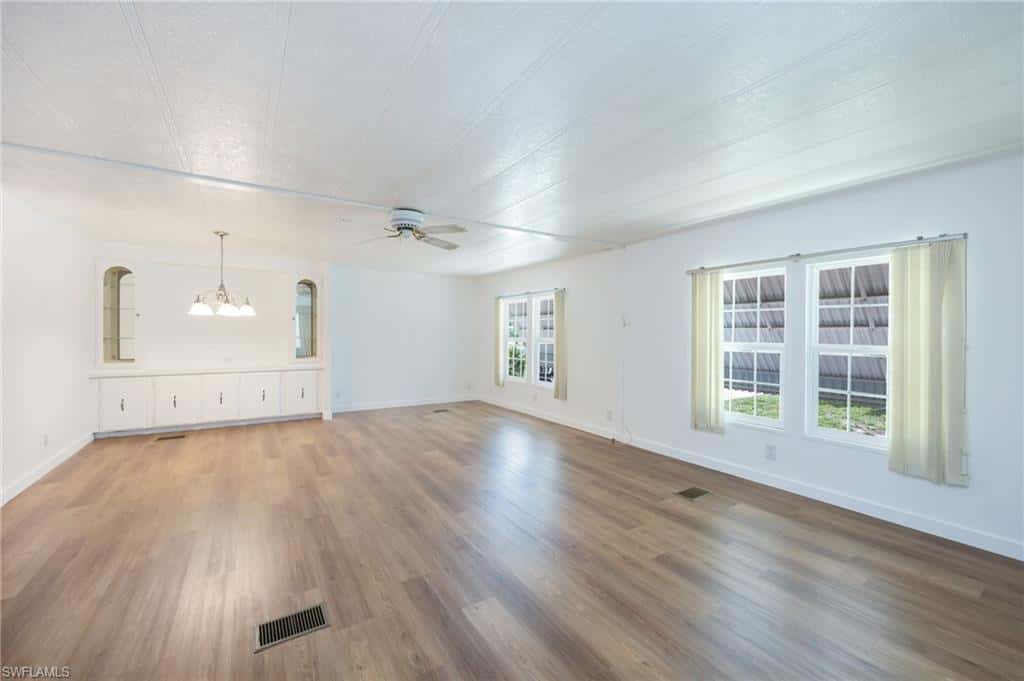 27380 Valois Dr, Bonita Springs, photo 11