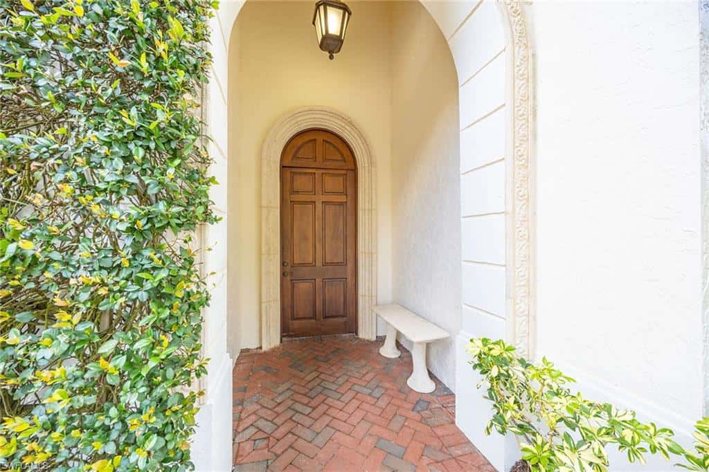 9154 Torrefino Ct, Naples, photo 38