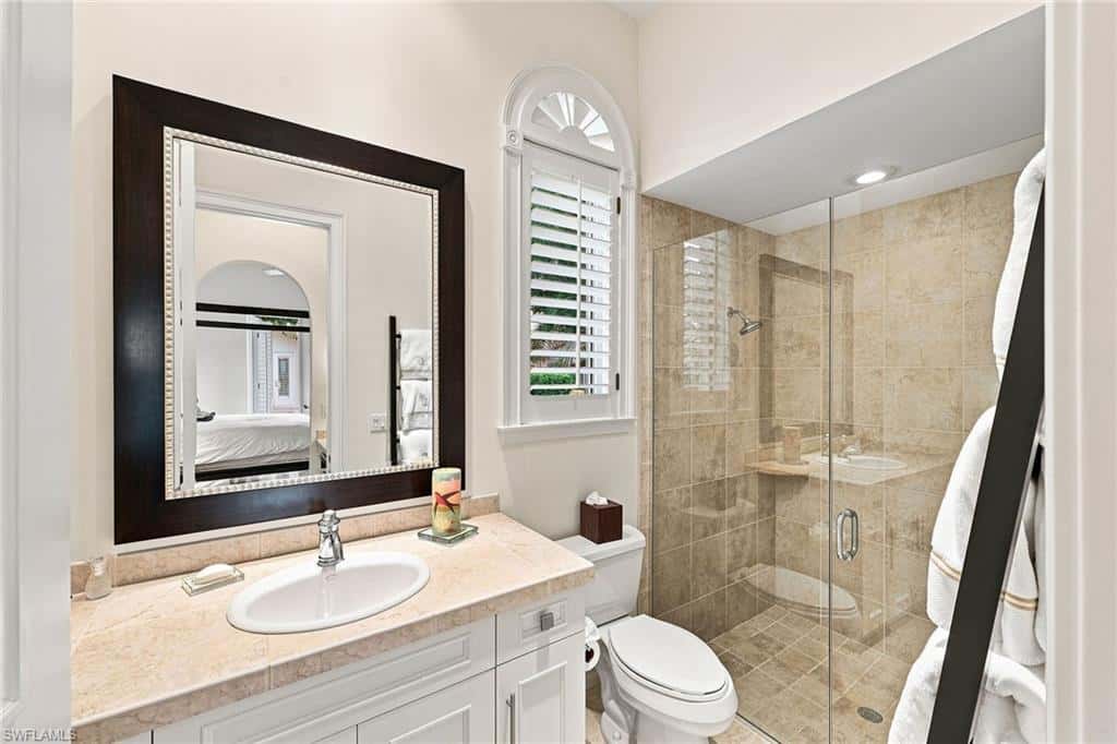 9154 Torrefino Ct, Naples, photo 37