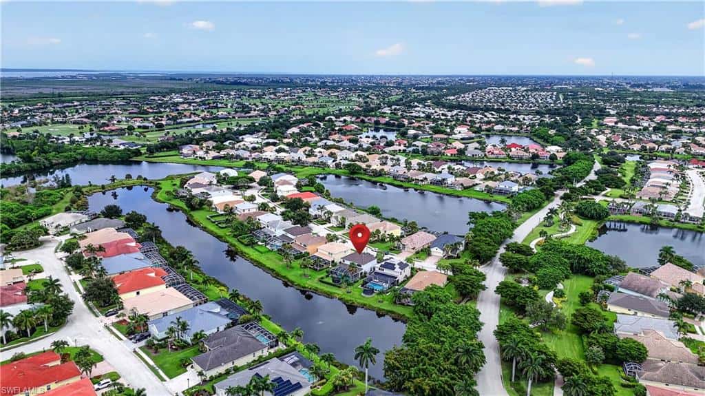 2608 Sunvale Ct, Cape Coral, photo 39