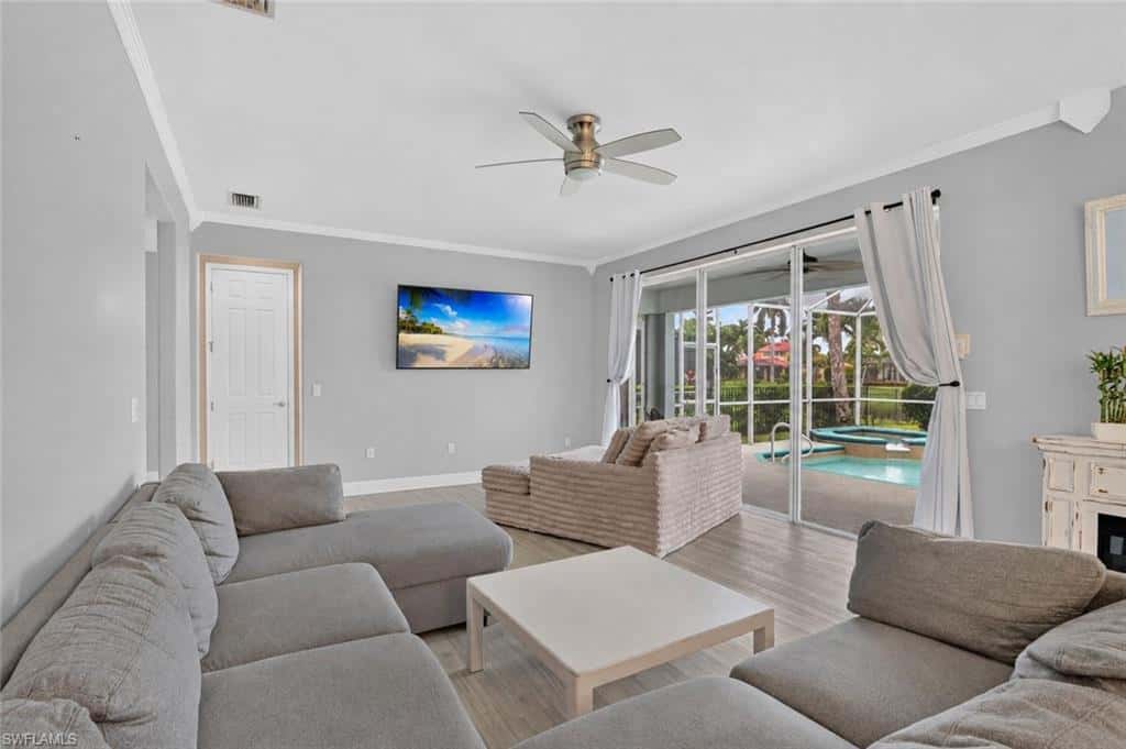 2608 Sunvale Ct, Cape Coral, photo 4