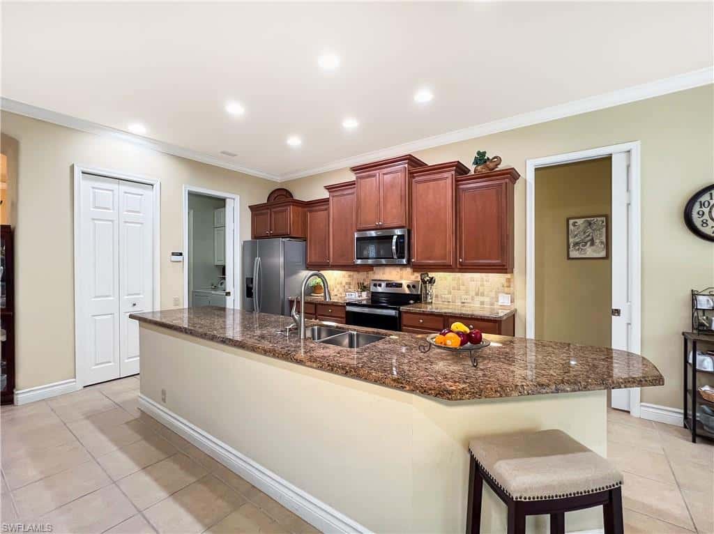 3290 Shady Bend Way, Fort Myers, photo 8