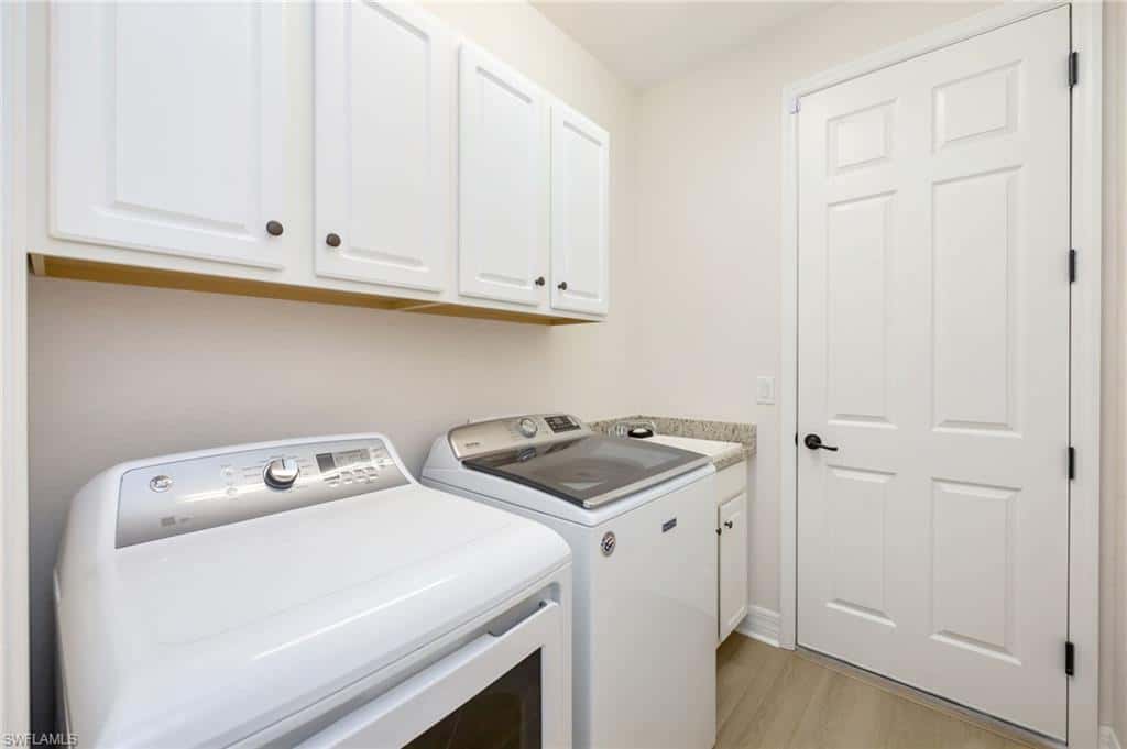 28062 Edenderry Ct, Bonita Springs, photo 25