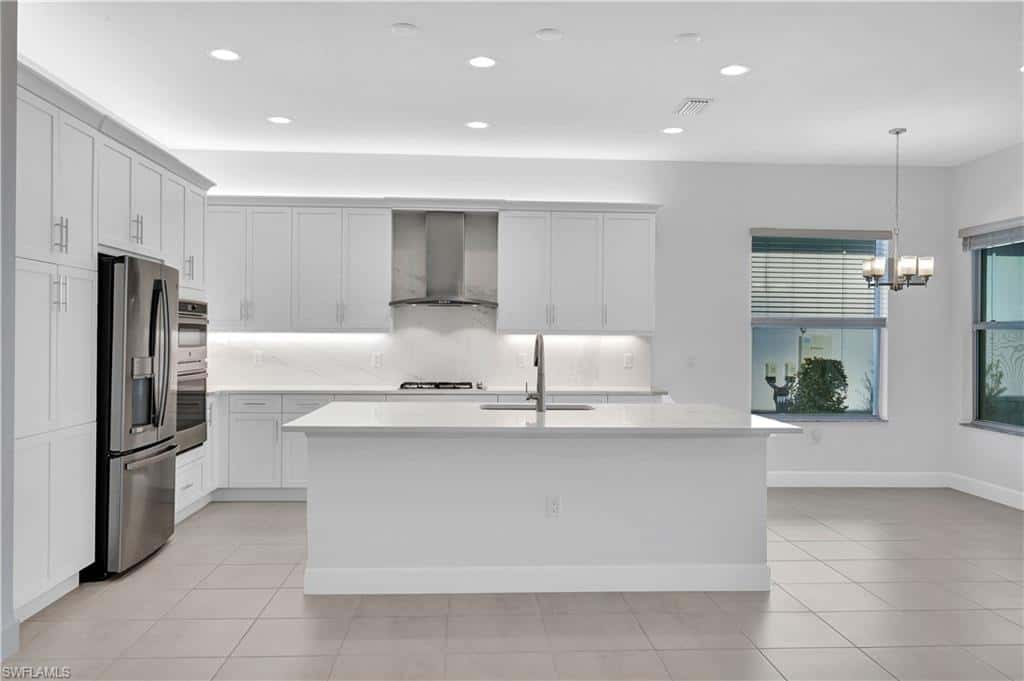 12261 Windamere Trl, Naples, photo 6