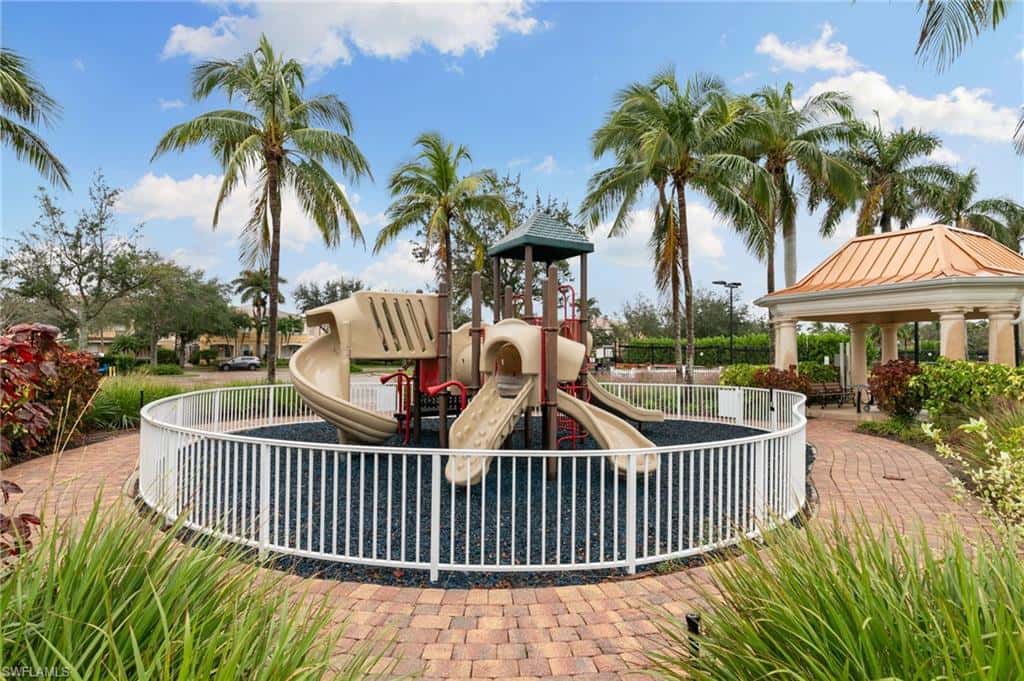 7709 Sicilia Ct, Naples, photo 40