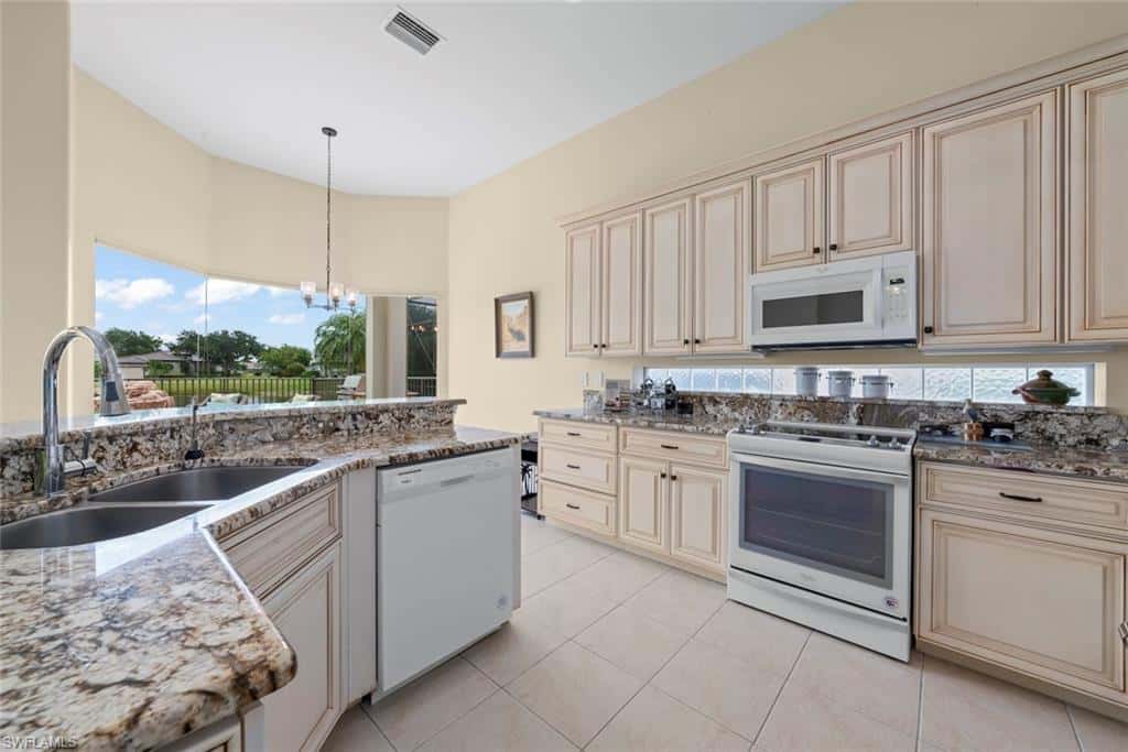 7904 Glenfinnan Cir, Fort Myers, photo 16