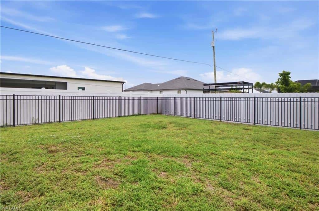 219 12th Ln, Cape Coral, photo 42