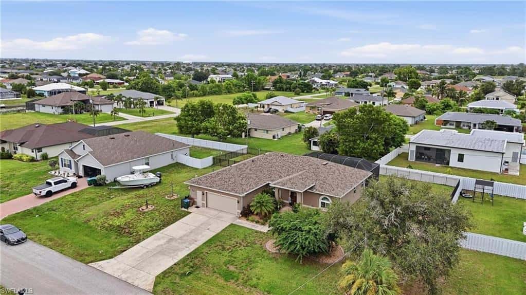 219 12th Ln, Cape Coral, photo 46