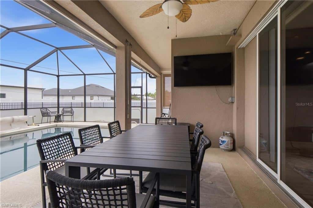 219 12th Ln, Cape Coral, photo 37