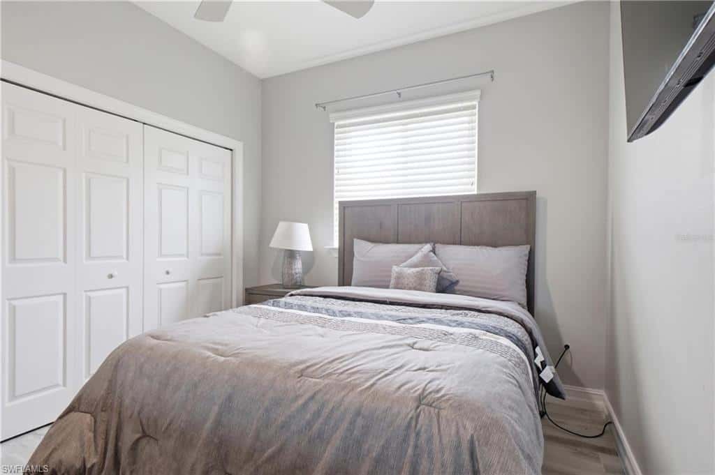 219 12th Ln, Cape Coral, photo 29