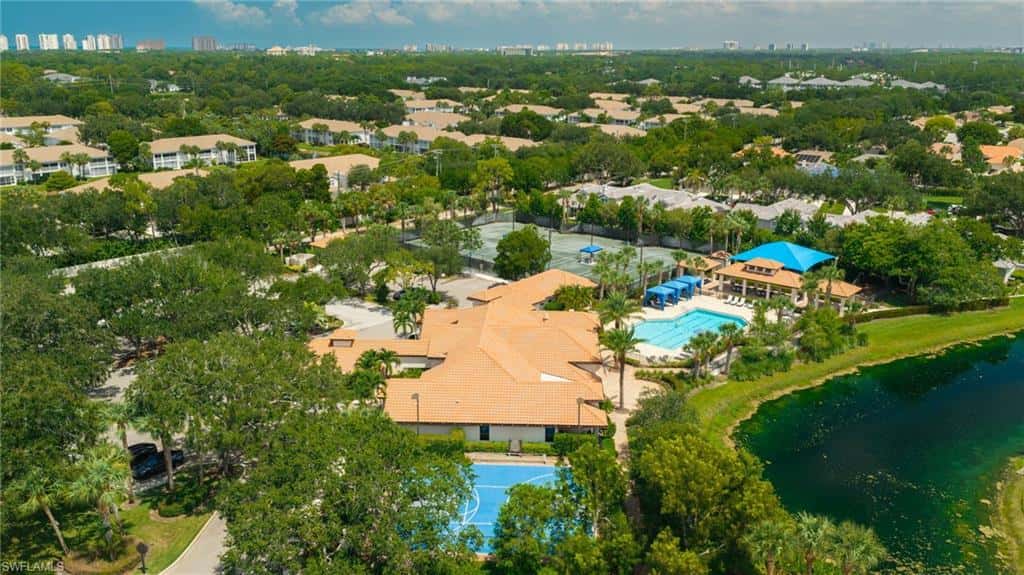8009 San Vista Cir, Naples, photo 47