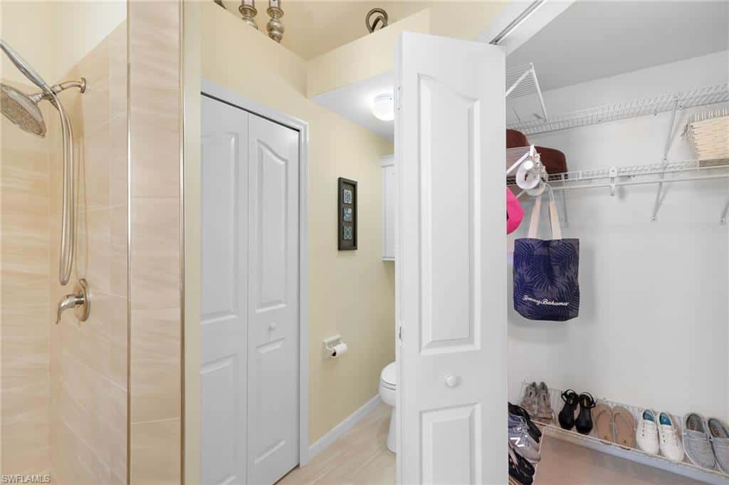 8009 San Vista Cir, Naples, photo 24