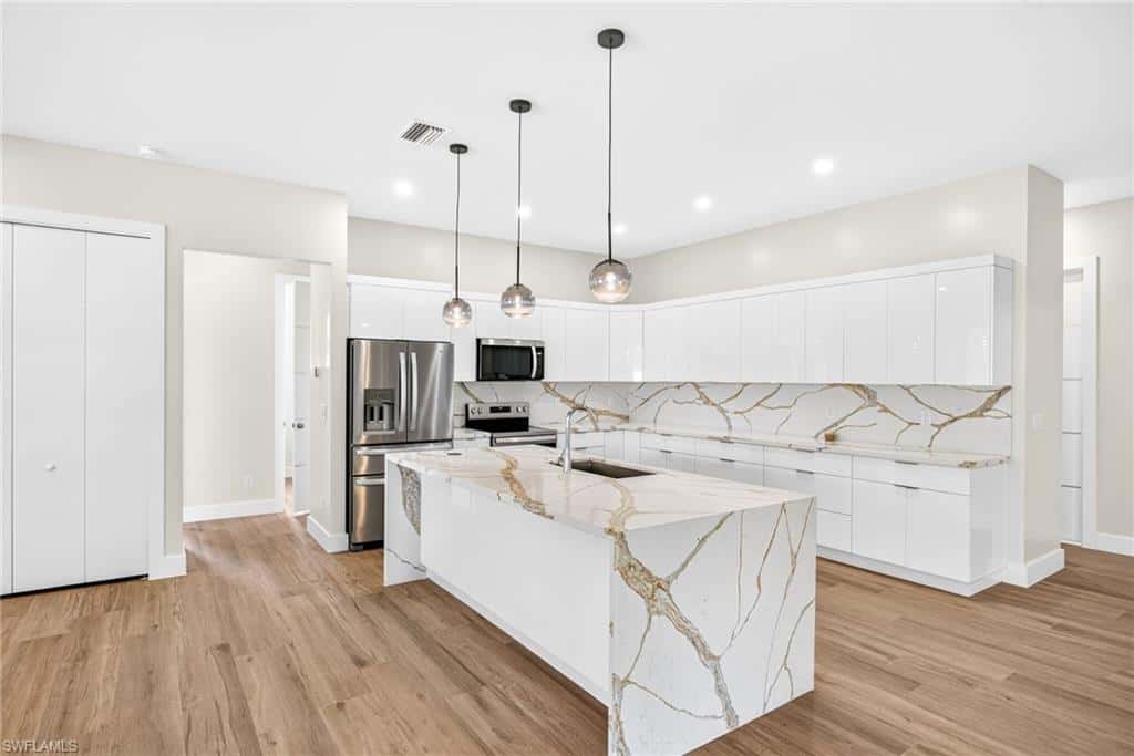 1726 36th Ter, Cape Coral, photo 8
